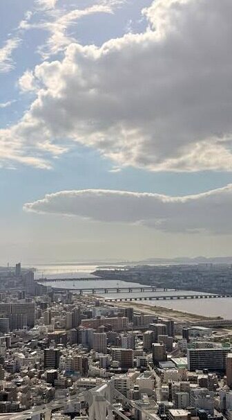 足球即时比分90-足球即时比分90，一场比赛的90分钟，万千球迷的热血与心跳
